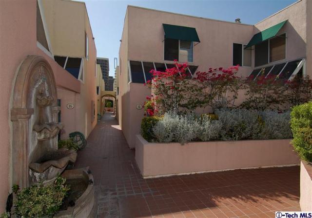 400 Monterey Road #19, Glendale in Los Angeles County, CA 91206 Home for Sale