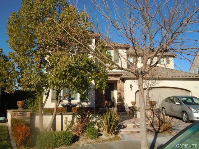 , Valencia California 91355 - Two Story Single Family Home Real Estate
