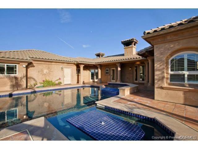 44295 Calle Mateo, Temecula, CA 92590