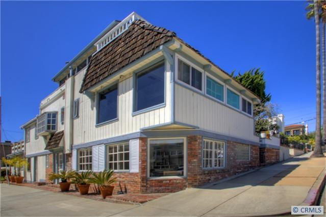 209 Fernleaf Ave, Corona Del Mar in Orange County, CA 92625 Home for Sale